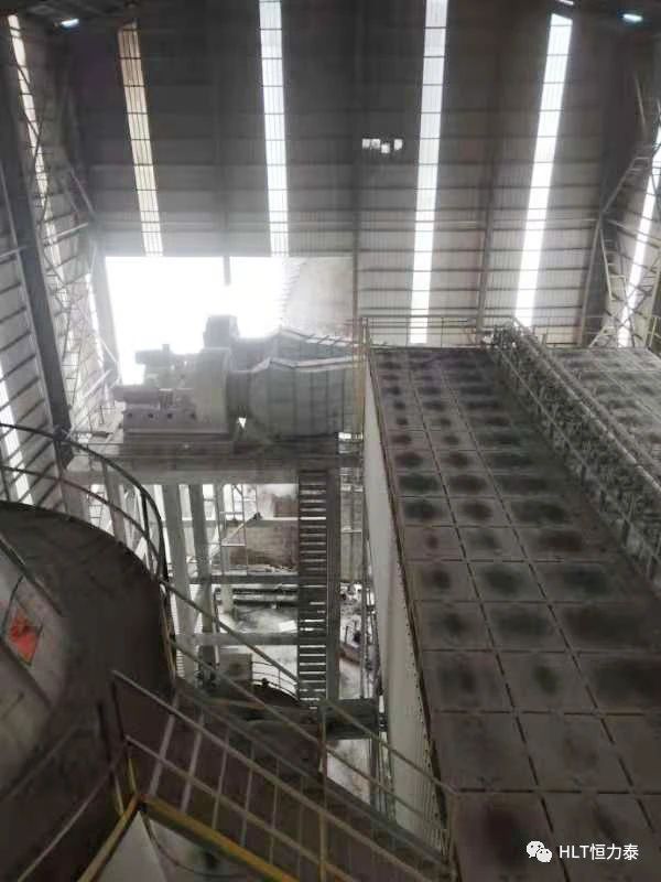 热烈祝贺江西智博建材日产2000吨喷雾塔顺利出粉！