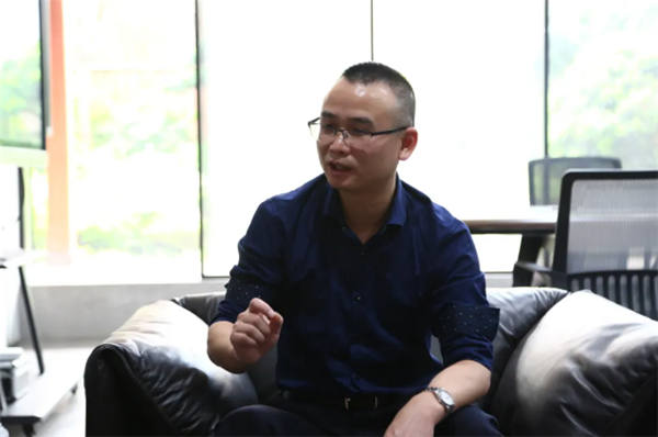 专访欧文莱岩板营销中心总经理邓绍清:2021年是岩板的工艺元年