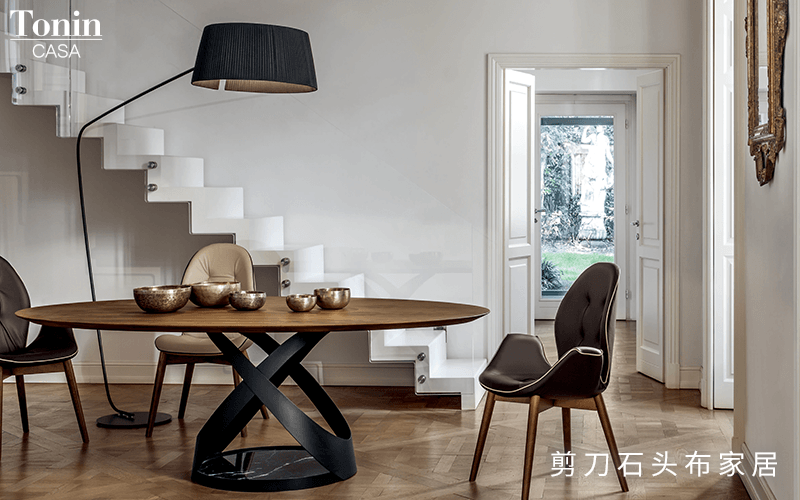 意大利TONIN CASA餐桌，有设计感的进口家具有多美？