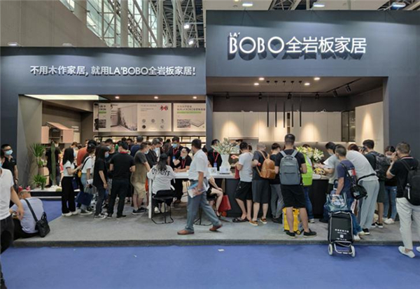 现场直击 | LA’BOBO3.3mm超薄岩板亮相广州建博会