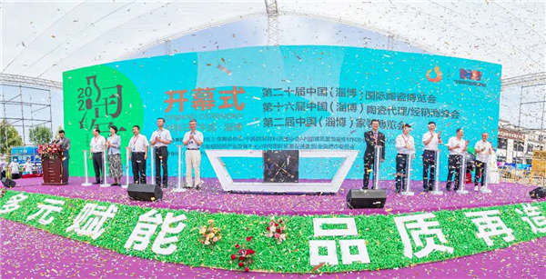 10000㎡展厅日均访客近4000人，这家内墙砖企业备受好评！