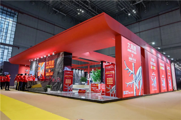 大角鹿瓷砖火爆上海建博会 成为关注度和客流量第一的瓷砖品牌