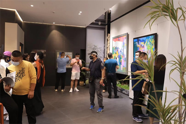 缇香美术馆开馆 当艺术遇上艺术 ——对话郑鲁青绘画艺术展