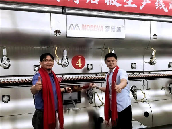 摩德娜承建的金牌企业薄岩板生产线正式点火