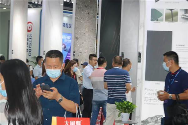 薄士薄瓷隐形岩板火爆亮相7月20日潭洲展
