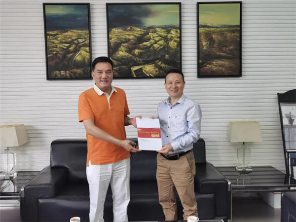 冠星企业董事总经理何友和:扩大规模降低成本,只有品牌才有机会薄利多销