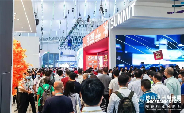 400+陶企云集，20+重磅活动，2021佛山潭洲陶瓷展开幕首日人气火爆！