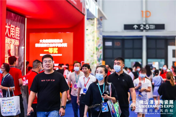 400+陶企云集，20+重磅活动，2021佛山潭洲陶瓷展开幕首日人气火爆！
