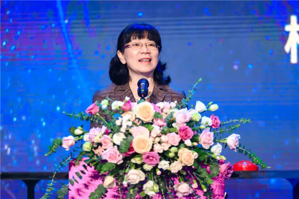 400+陶企云集，20+重磅活动，2021佛山潭洲陶瓷展开幕首日人气火爆！