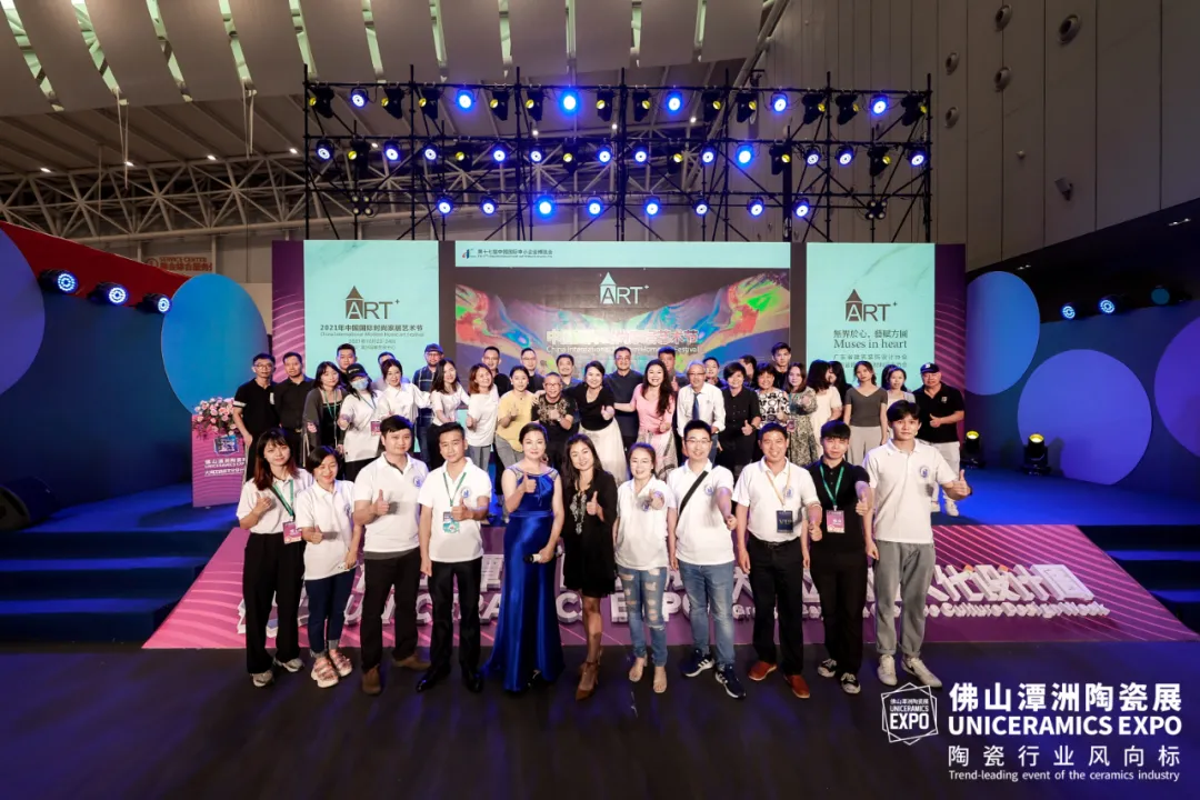 400+陶企云集，20+重磅活动，2021佛山潭洲陶瓷展开幕首日人气火爆！