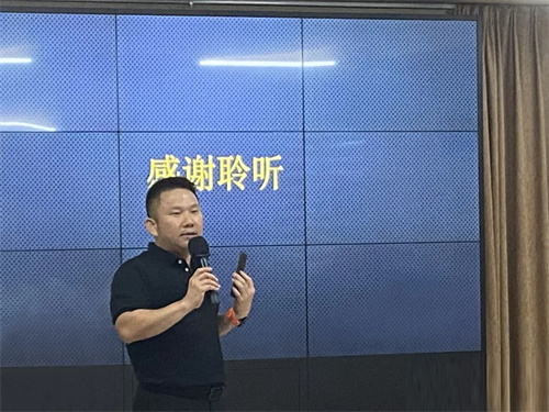 战略转型下新鹰牌的发展路径