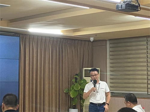 战略转型下新鹰牌的发展路径