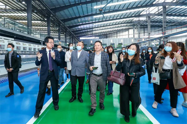新景泰总经理彭基昌专访：对陶瓷行业早早进入“冰冻期”的应对
