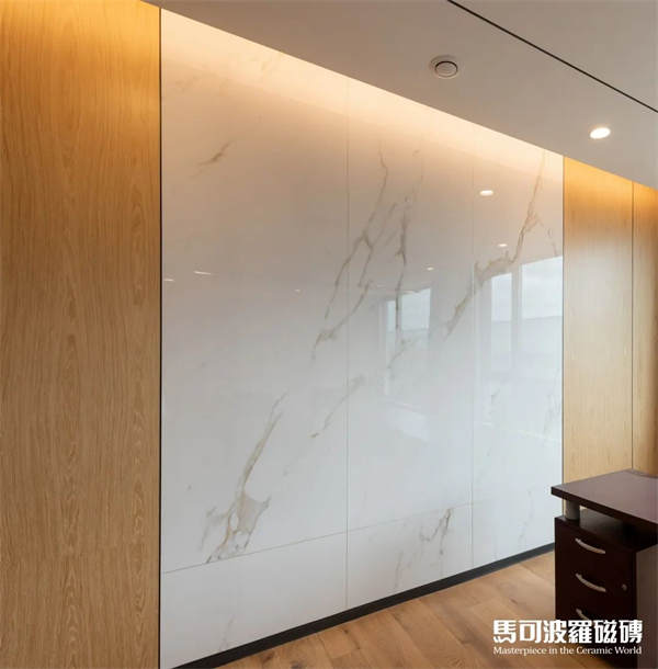 马可波罗瓷砖10000㎡沉浸式办公空间装修案例，感受现代感与高级感