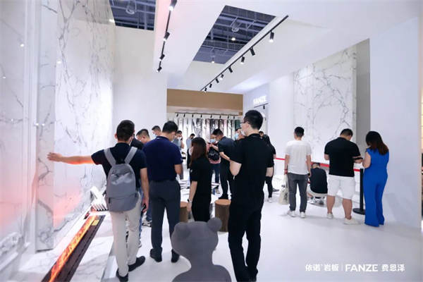 依诺企业×厦门石材展【中国白】展馆人气火爆，盛况一睹为快