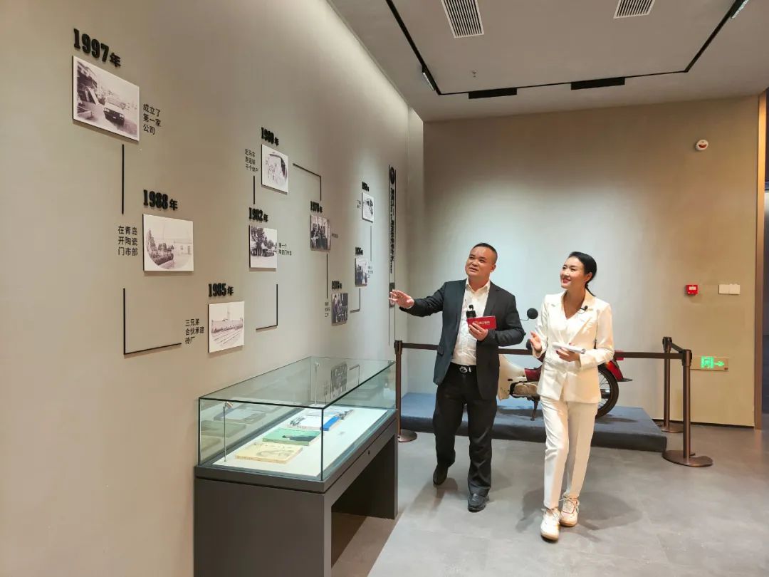 探索认知新边界 | 云逛狮王瓷砖文化艺术新展馆暨20周年献礼版系列产品发布会圆满成功！