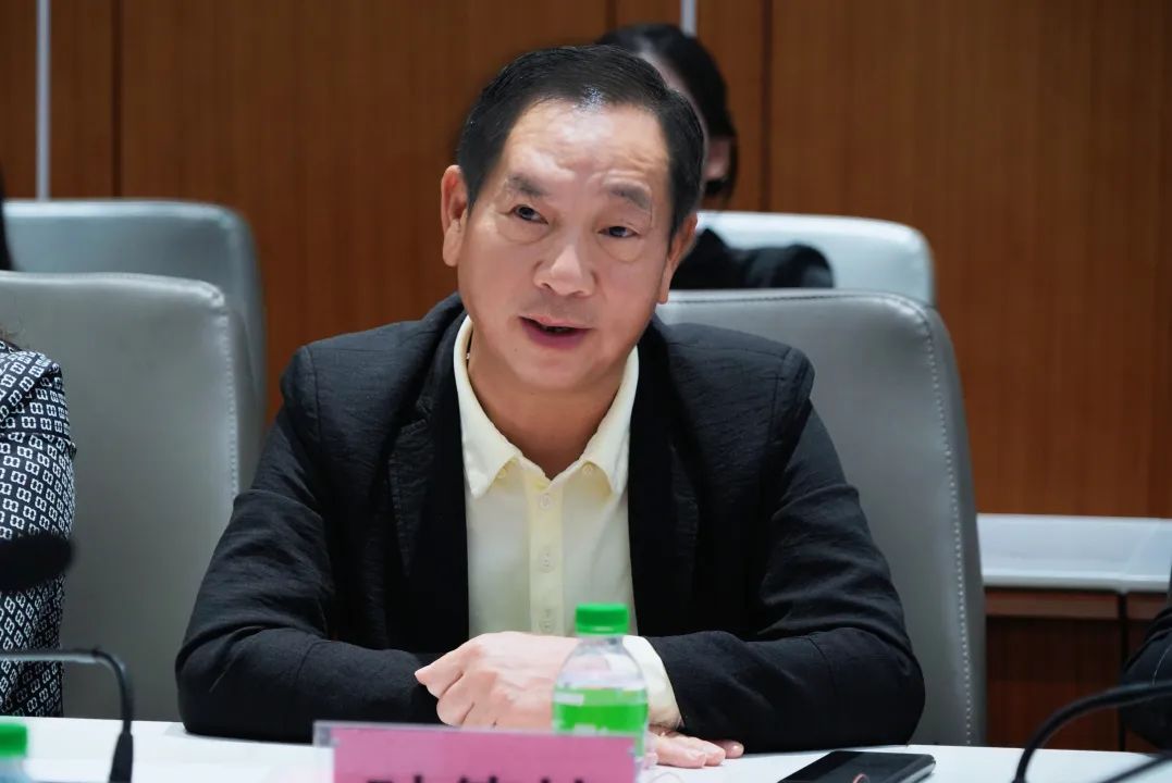 迈向新台阶！新明珠集团与湖北浠水县签署二期项目合作框架协议