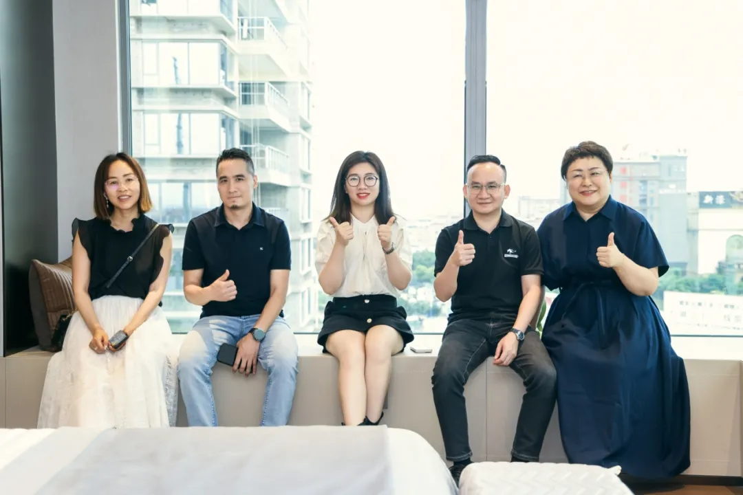 玛缇先生的老友记，一次高品质的仲夏限定游学记
