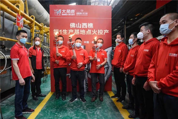 大角鹿超耐磨大理石瓷砖，瓷砖界的“后浪”！