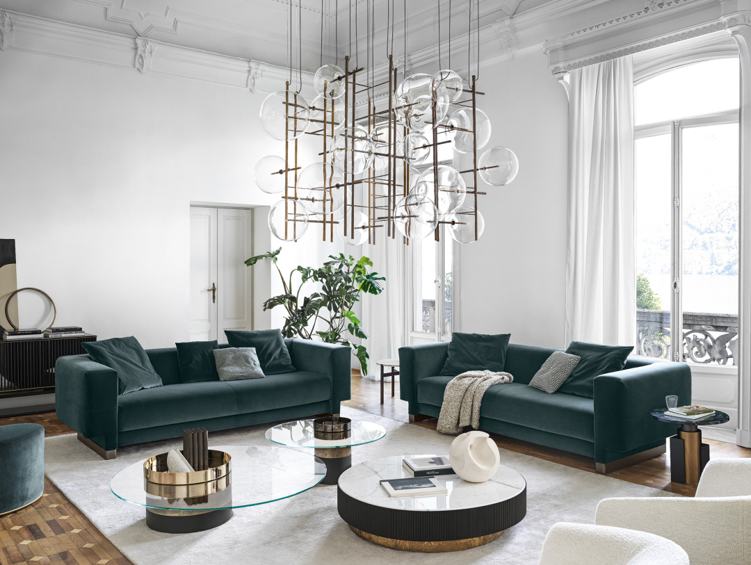 想在家里打造一个复古空间?不如来点儿“铜”色家具试试!