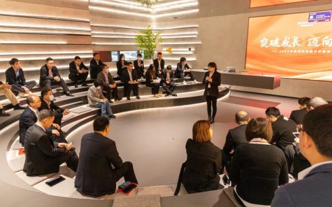 突破成长，迈向高端 | 2023年新明珠岩板开年集训