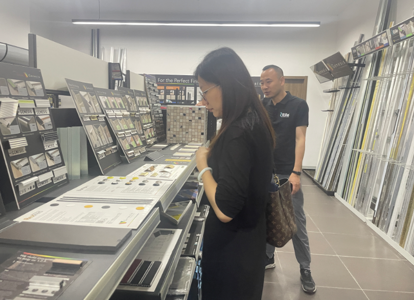 【培训基地考察】上海欧瓷新型材料有限公司-沃能工具