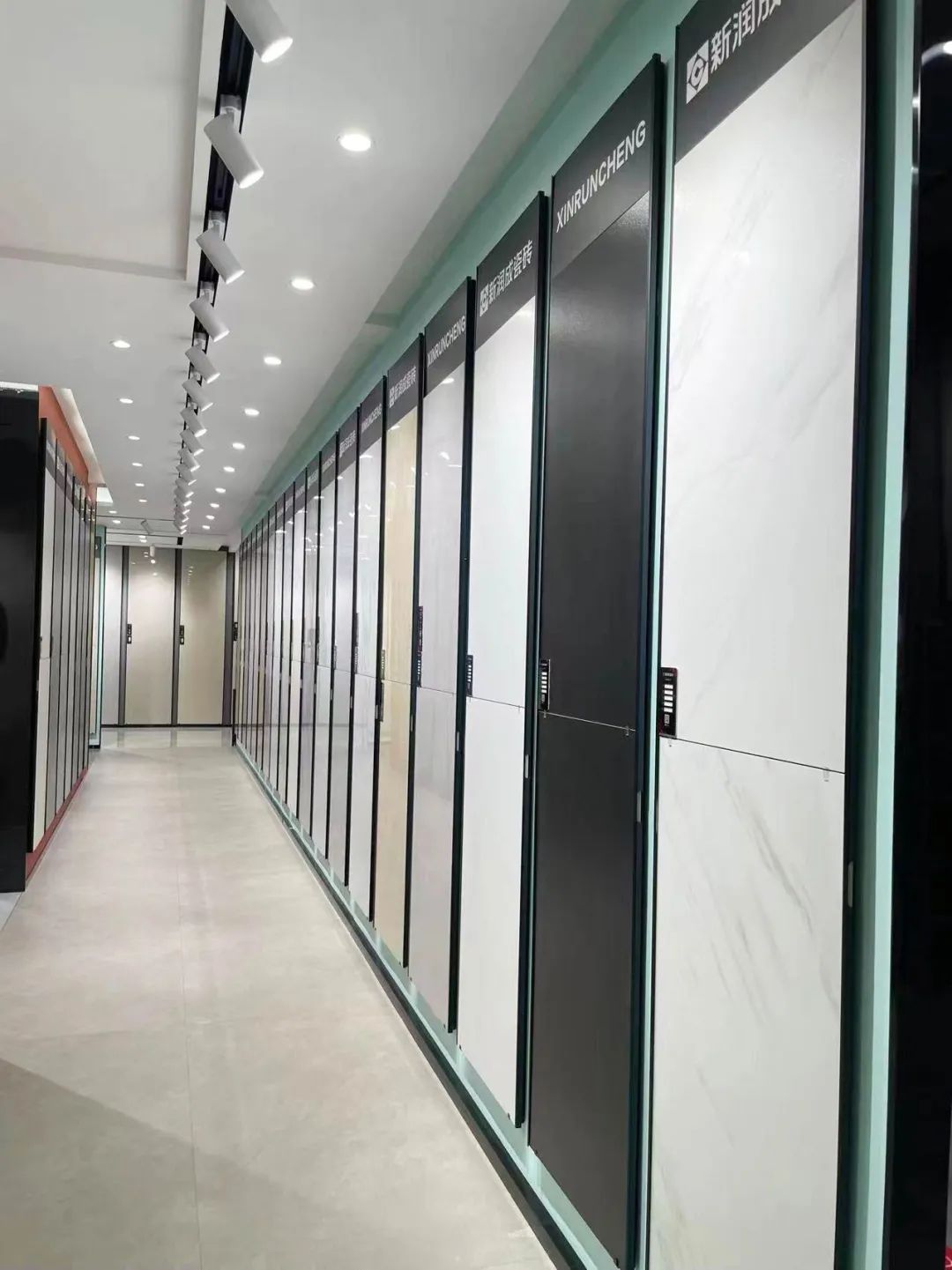 新润成2023新店巡礼—新润成义乌专卖店