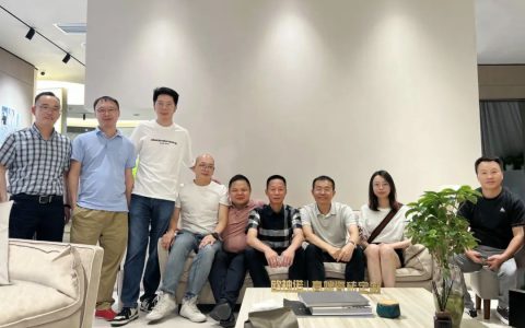 聚共识 强信心 | 欧神诺总裁吴志雄亲临终端一线调研