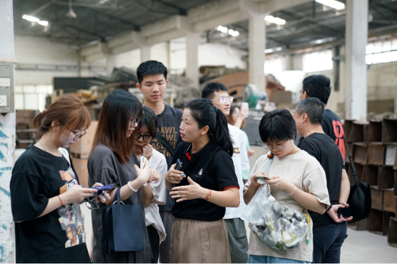 产学设计专访 | 王琪：人才培养需打开向外看的通道，学生应成为艺术赋能产业的实践者