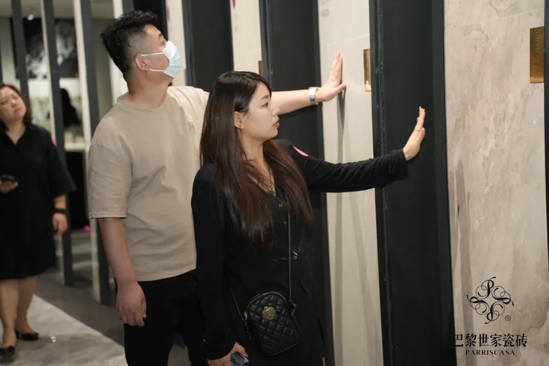 进化的力量——巴黎世家瓷砖十周年观察