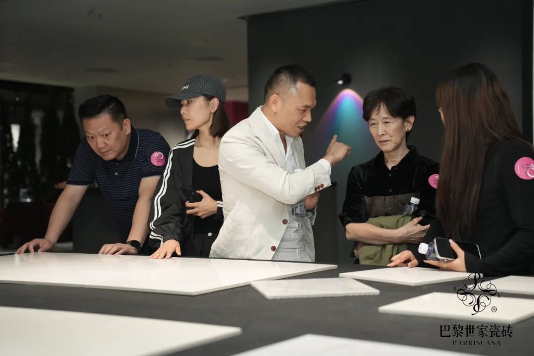 进化的力量——巴黎世家瓷砖十周年观察