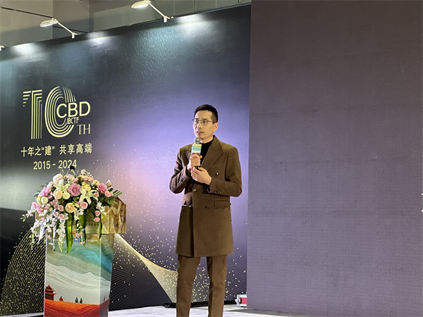 第三次亮相上海建博会，意大利施恩德岩板联合红星美凯龙发布“岩遇.意境”艺术共创之旅