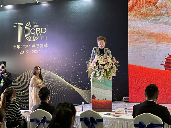 第三次亮相上海建博会，意大利施恩德岩板联合红星美凯龙发布“岩遇.意境”艺术共创之旅